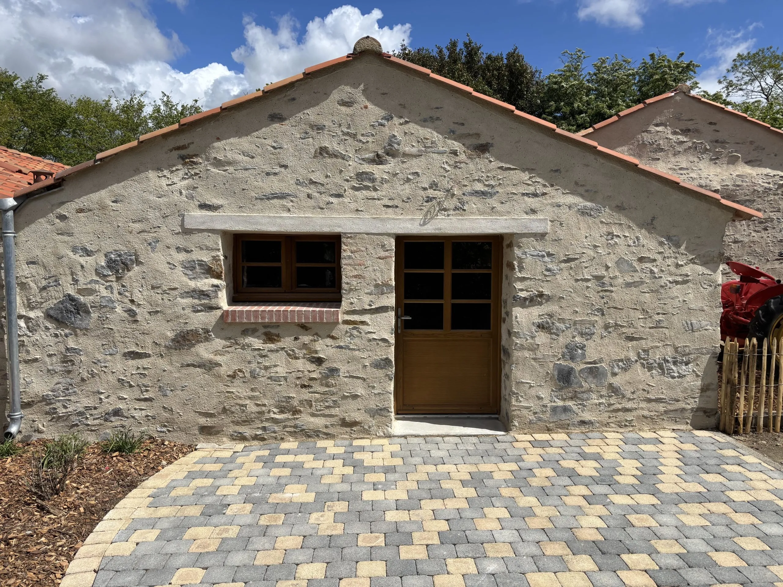 menuiserie-exterieure-rbm-menuiserie-menuisier-apremont (1)